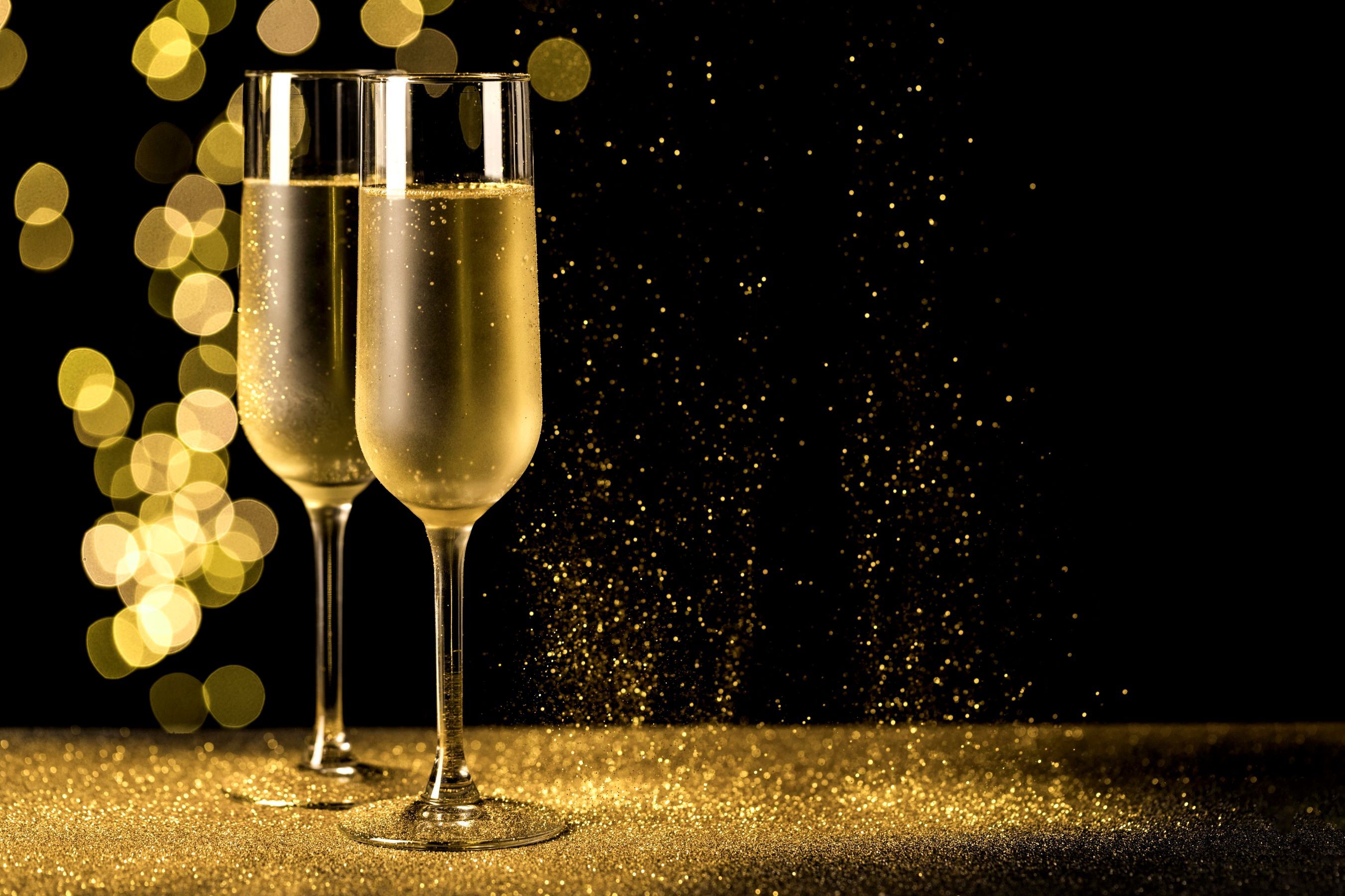 Nieuwjaarsborrel champagne glazen