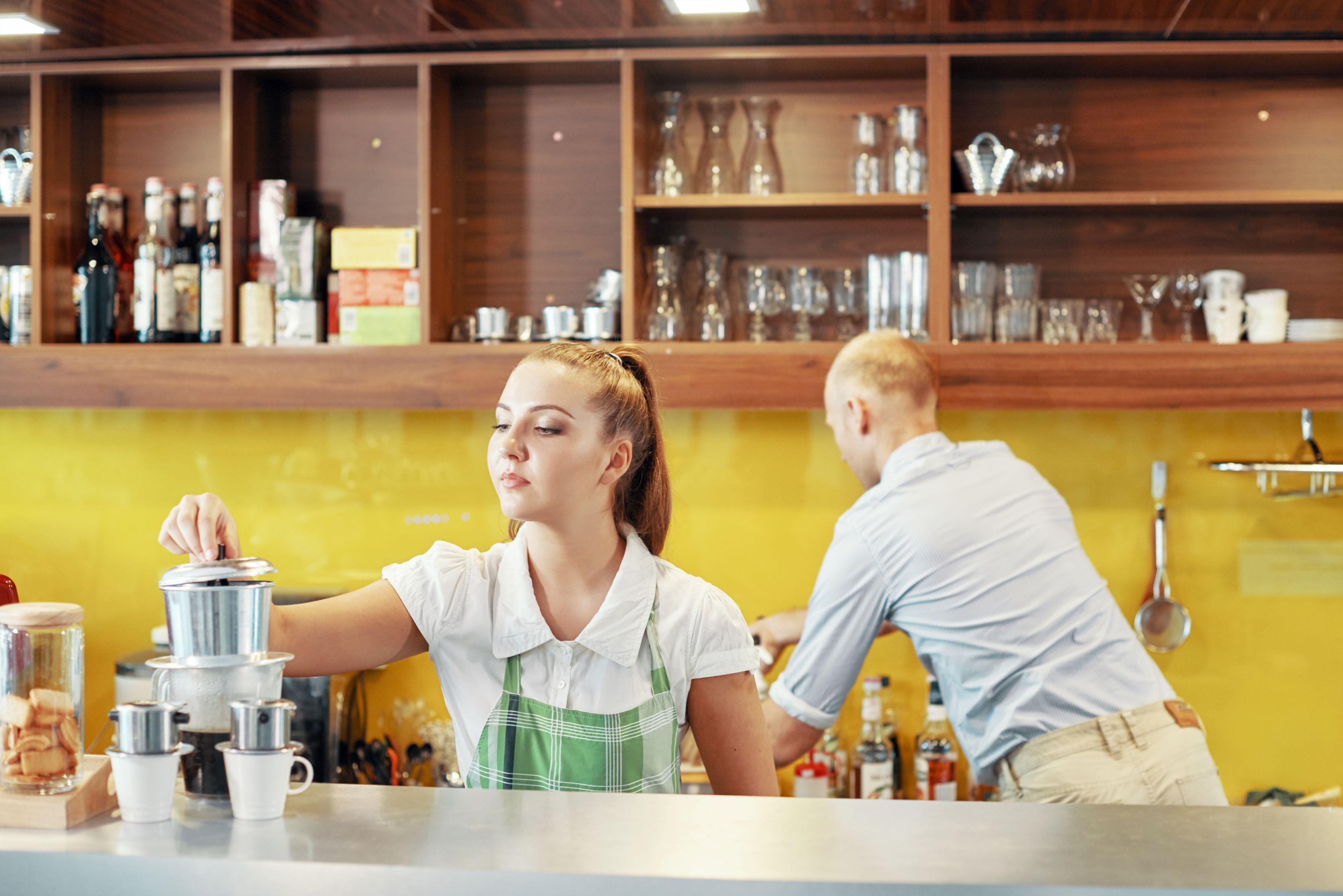 Personeel koffie bar barista keuken