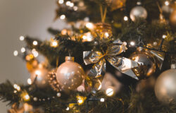 Kers kerstboom kerstballen