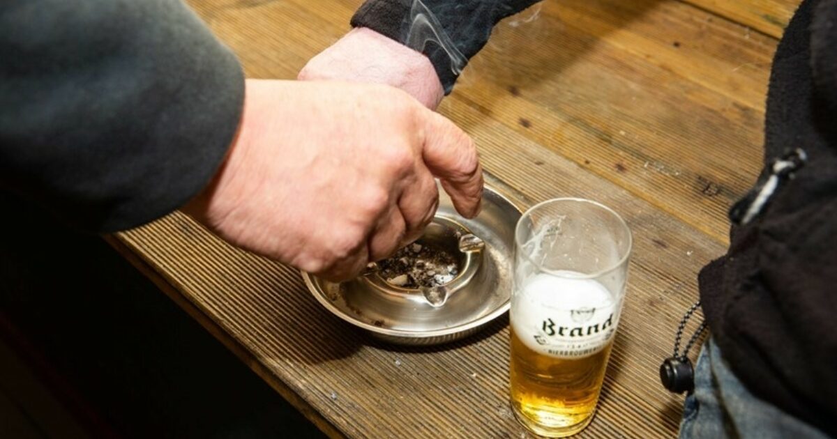 Staatssecretaris Blokhuis: in ieder geval tot medio oktober… | KHN